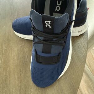 On Cloud 5 Women's  Blue Athletic Shoes